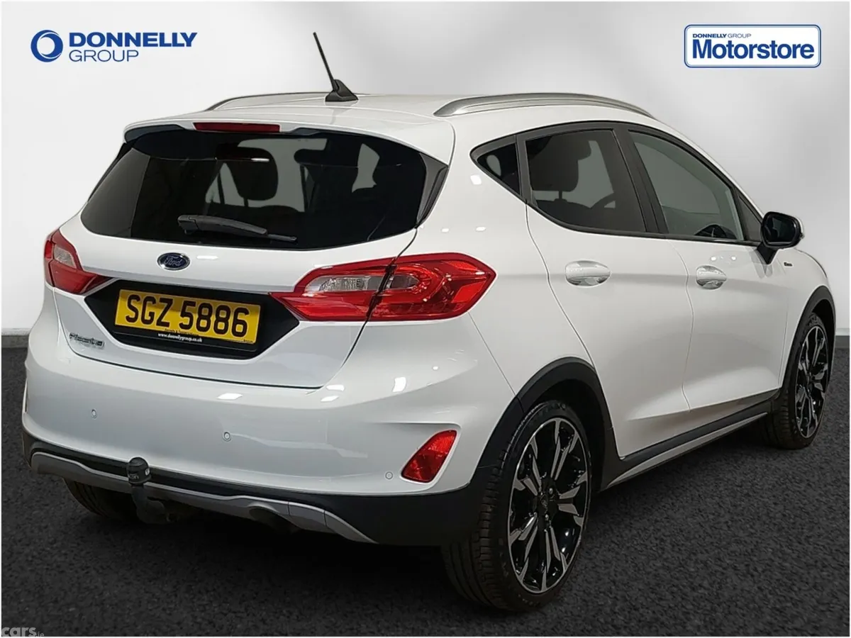 Ford Fiesta Hatchback, Petrol, 2020, White