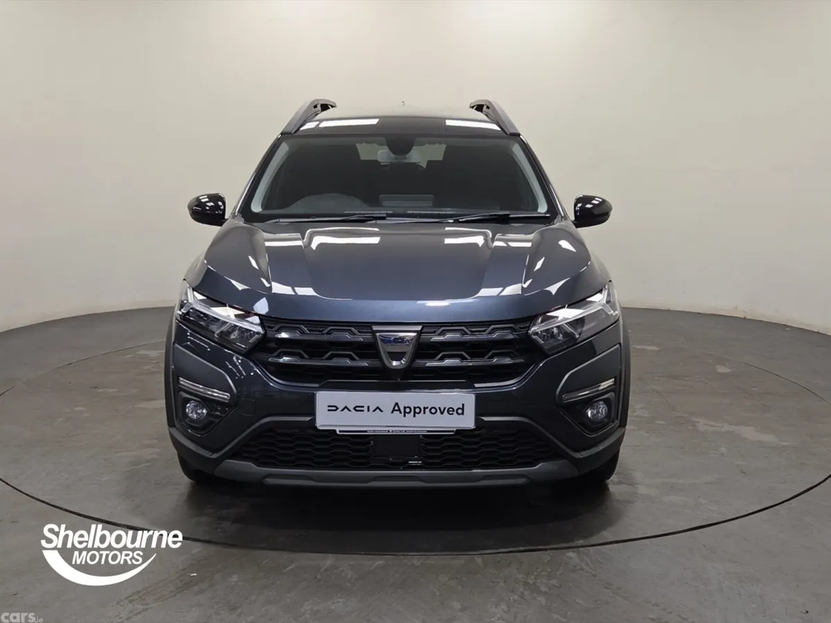Dacia Jogger MPV, Petrol, 2023, Grey