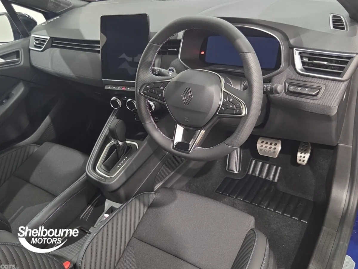 Renault Clio Hatchback, 2026, 