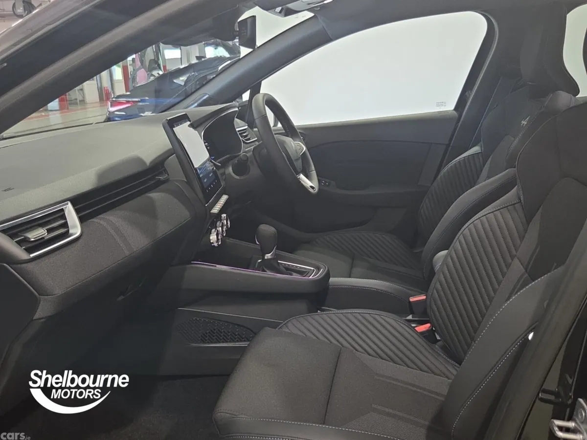 Renault Clio Hatchback, 2026, 
