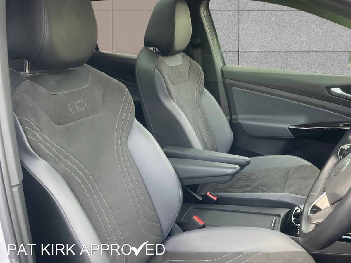 Volkswagen ID.4 Estate, Electric, 2023, Grey