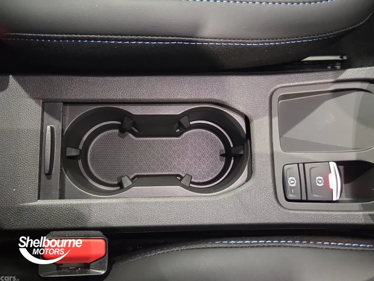Renault Clio Hatchback, 2026, 