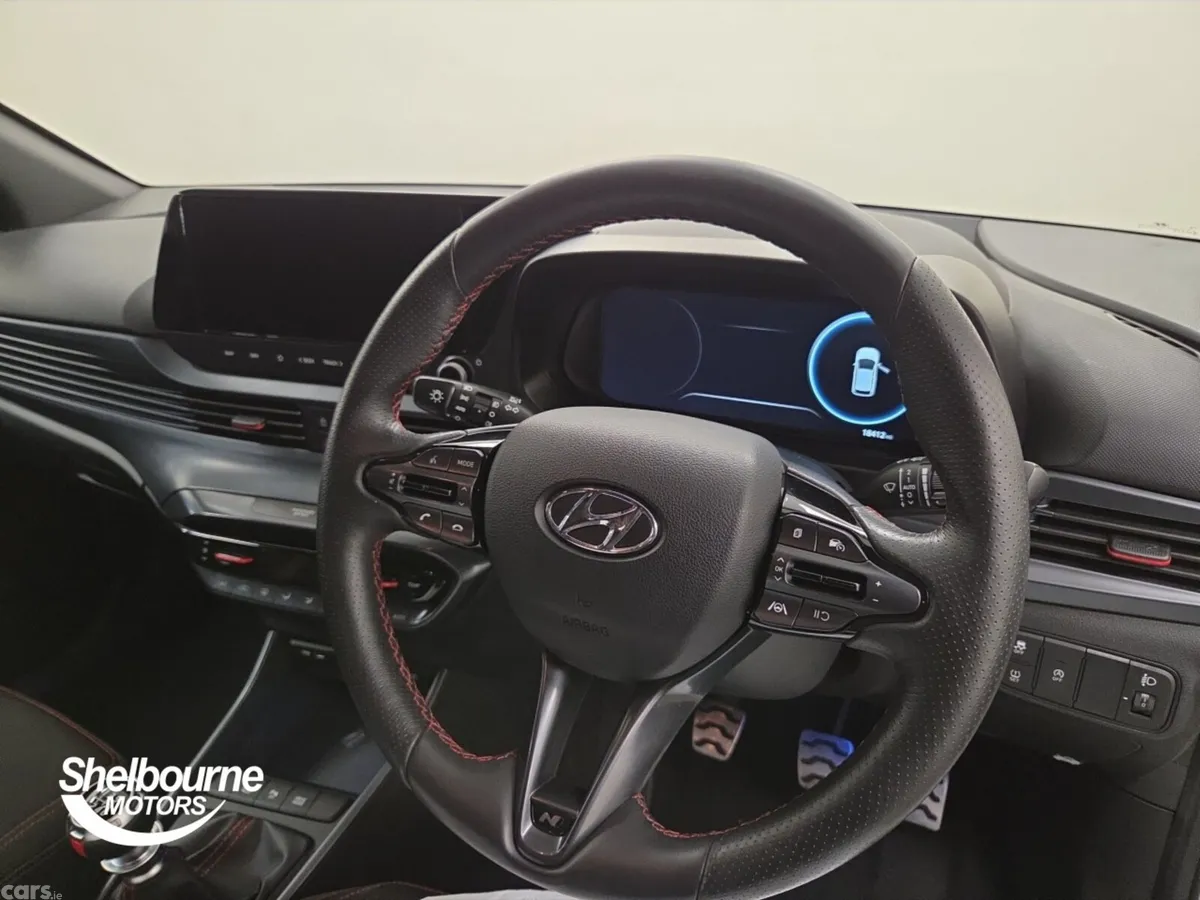 Hyundai i20 Hatchback, Petrol, 2024, White