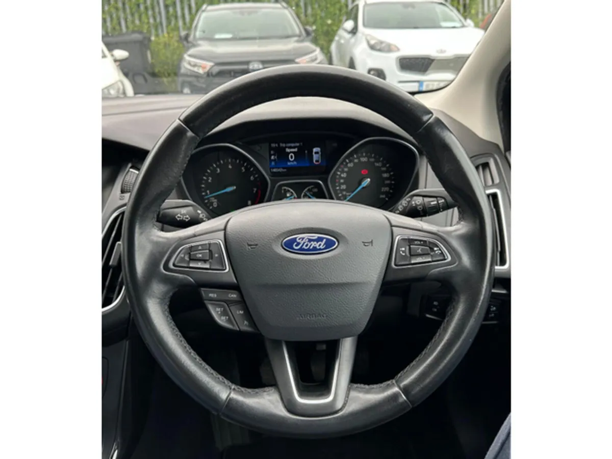 Ford Focus Hatchback, Petrol, 2018, Grey