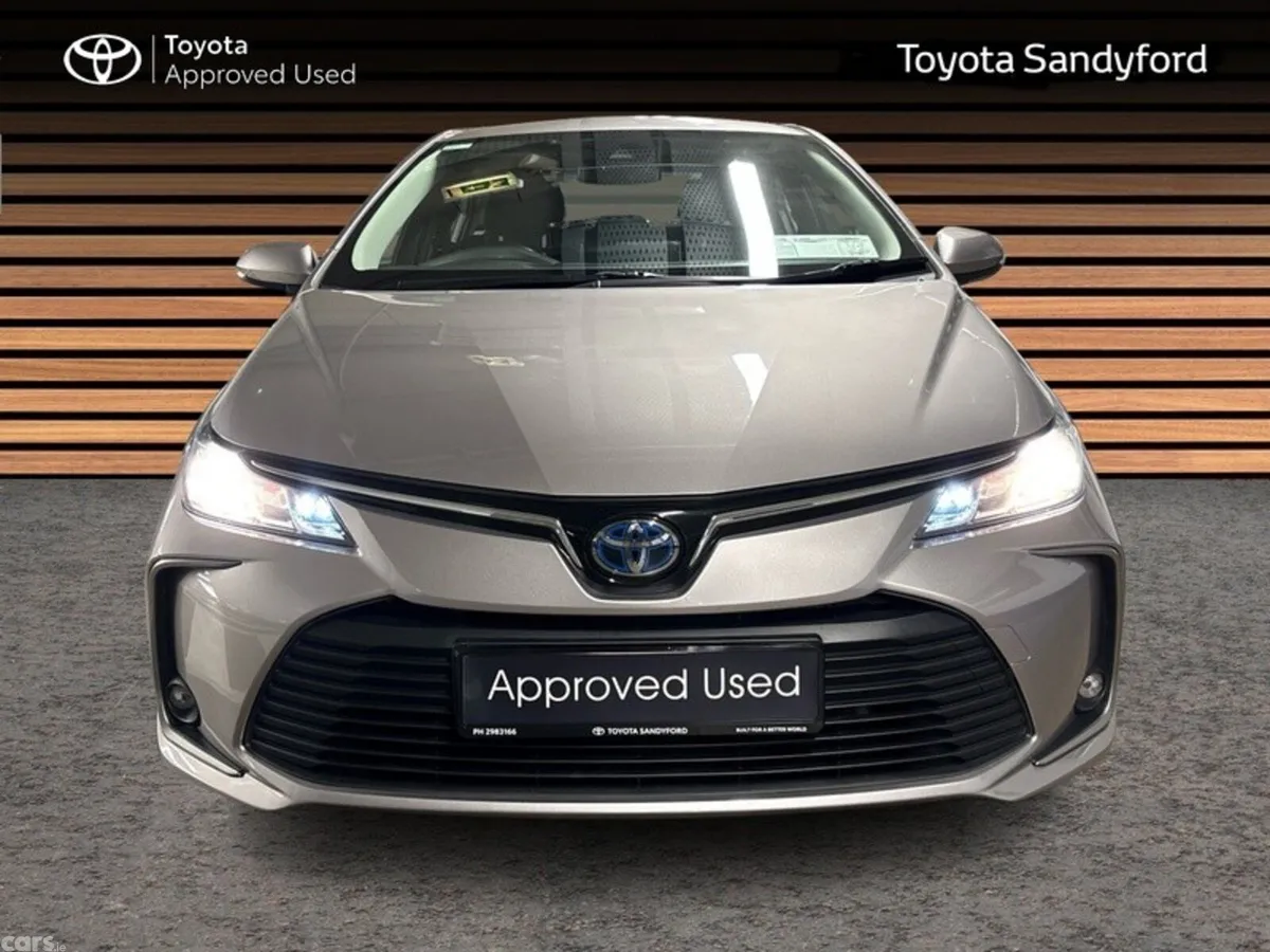 Toyota Corolla Saloon, Petrol Hybrid, 2020, Grey