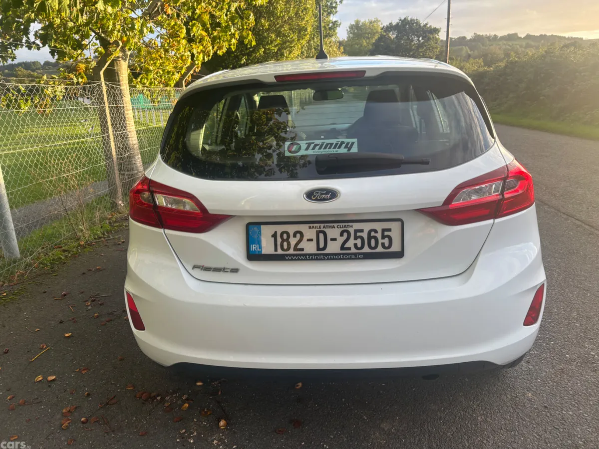 Ford Fiesta Hatchback, Petrol, 2018, White