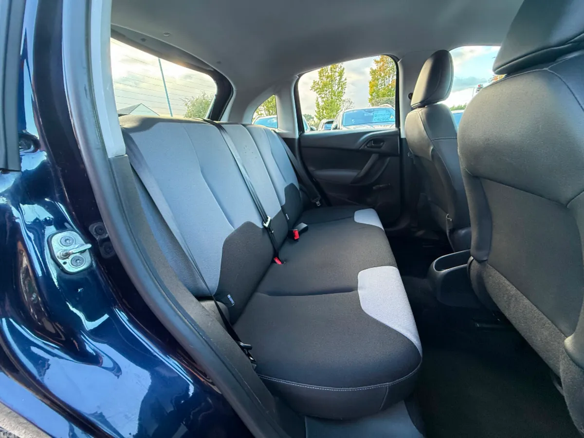 Citroen C3 Hatchback, Petrol, 2015, Blue