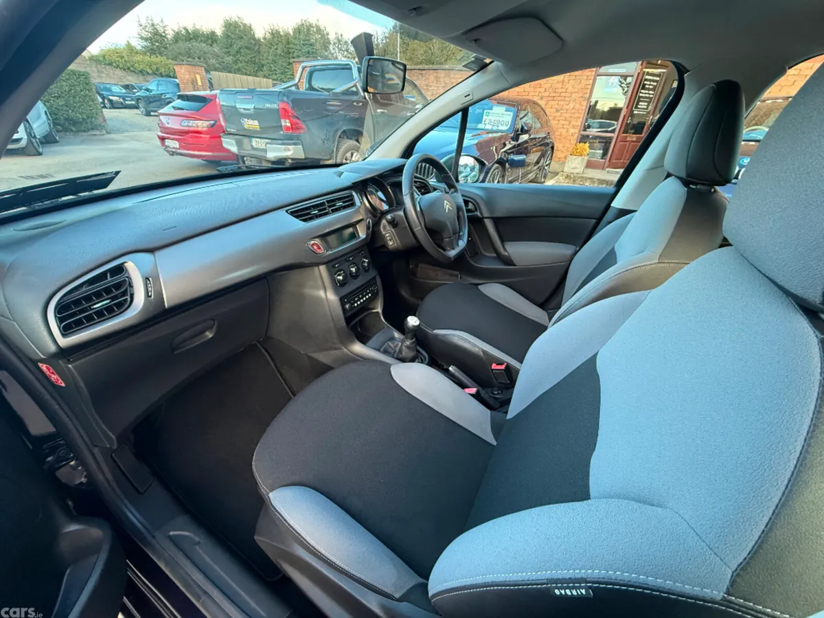 Citroen C3 Hatchback, Petrol, 2015, Blue