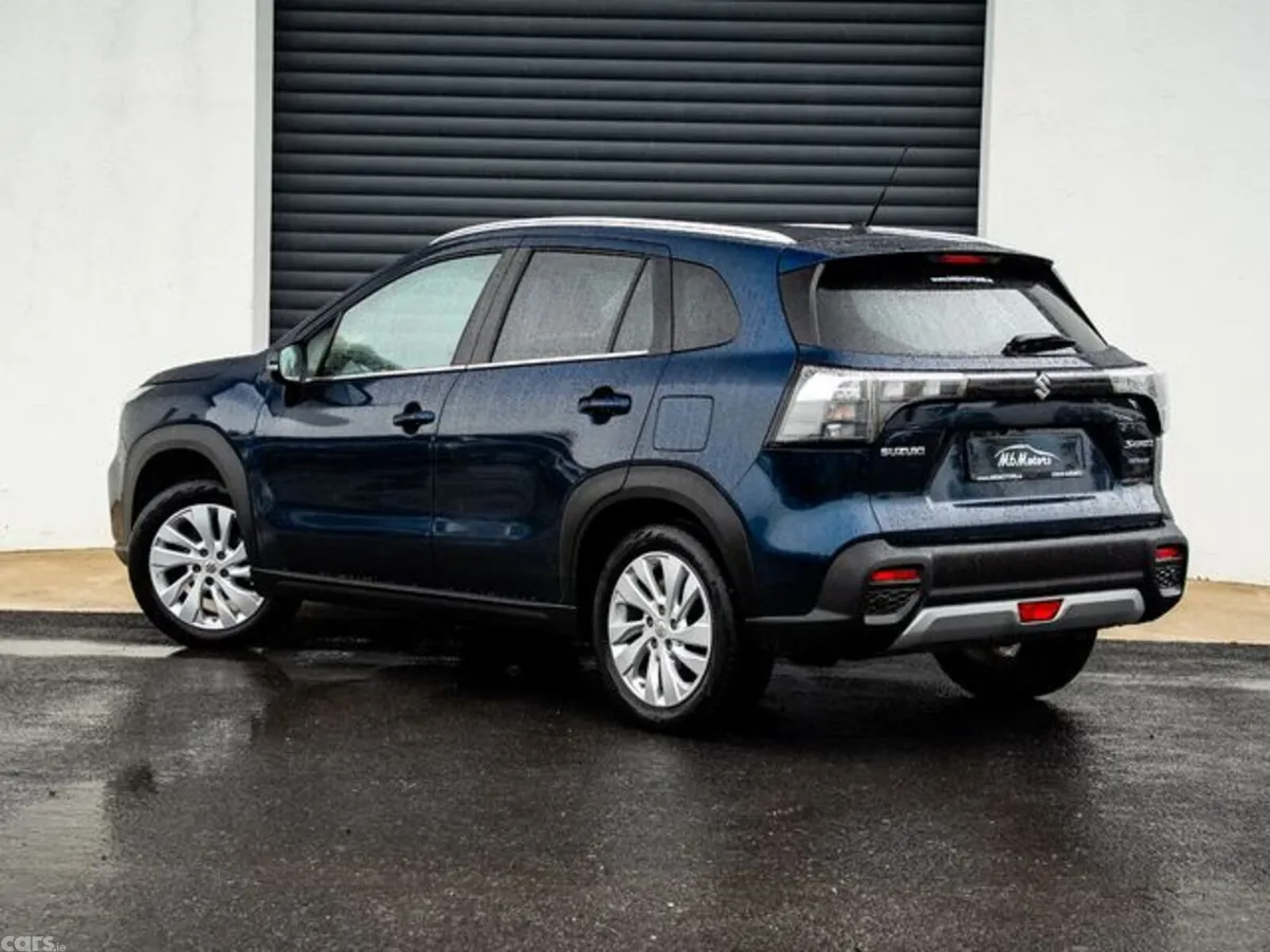 Suzuki S-CROSS Hatchback, Petrol Hybrid, 2023, Blue