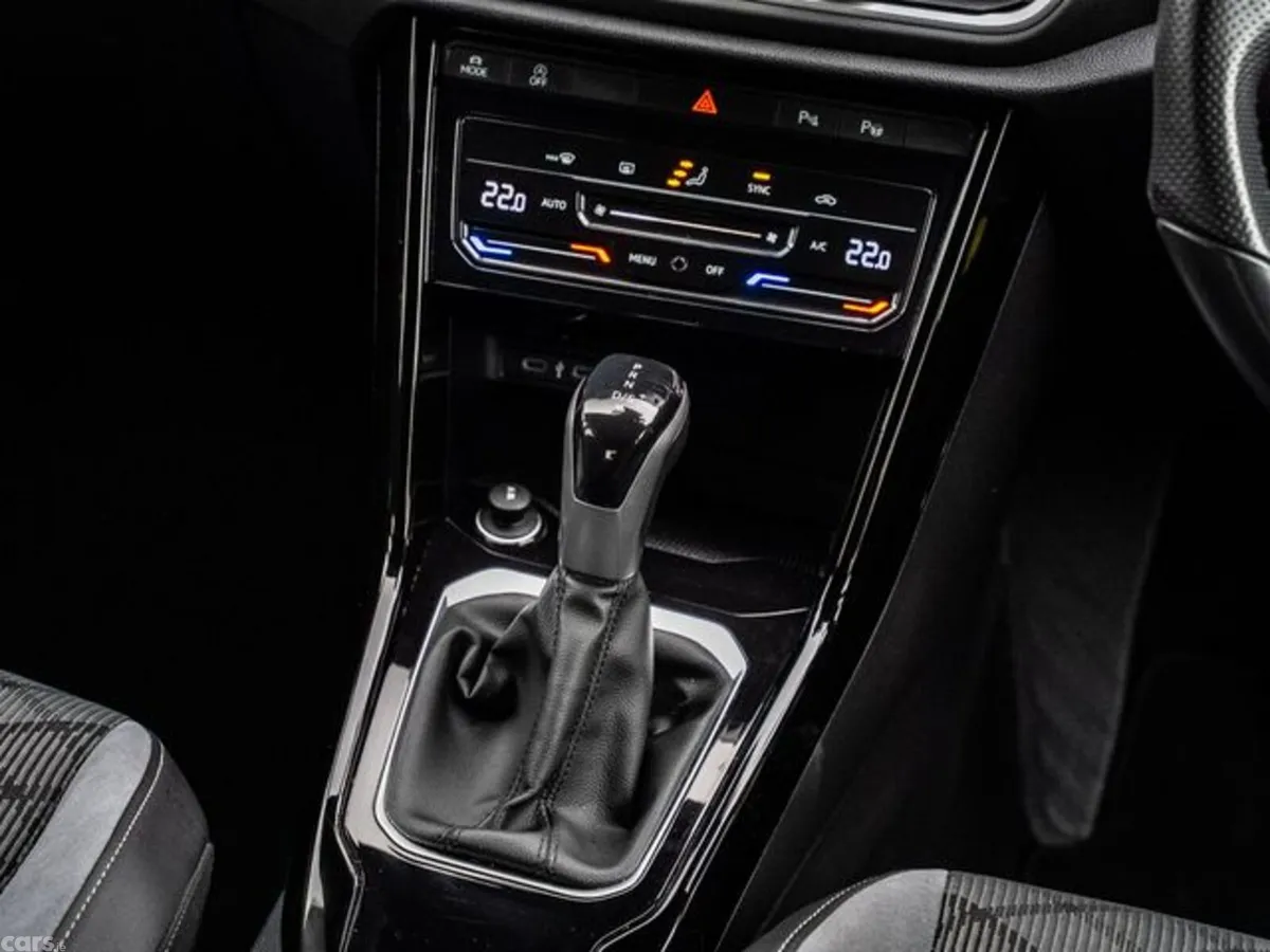 Volkswagen T-Roc Estate, Petrol, 2023, Grey