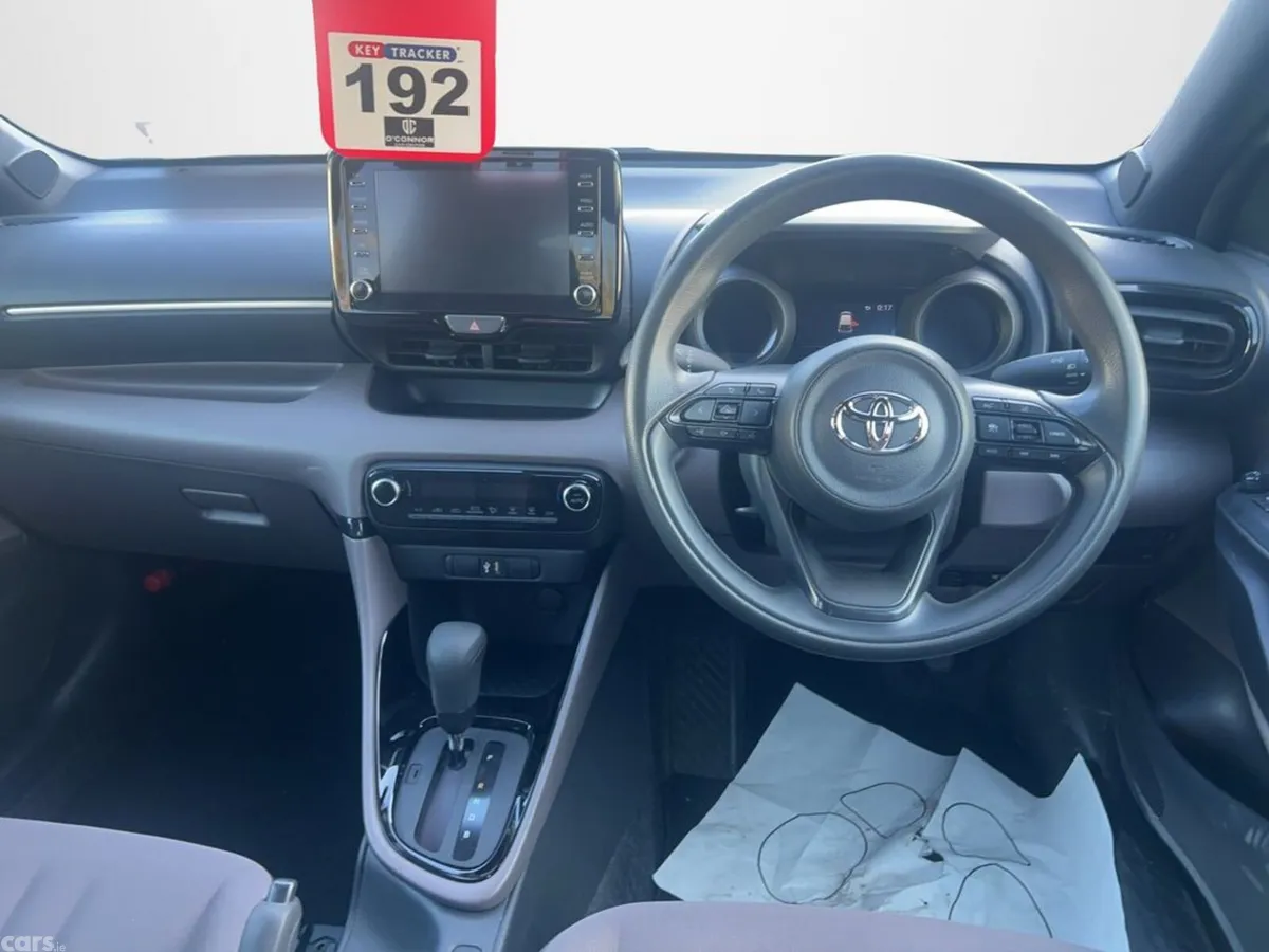 Toyota Yaris Hatchback, Petrol Hybrid, 2021, Brown