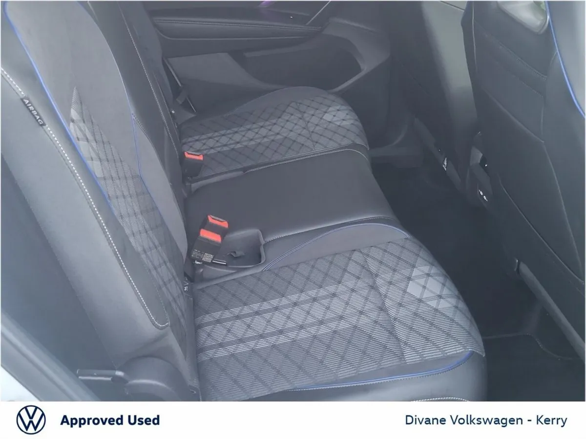Volkswagen Tayron SUV, Diesel, 2026, White