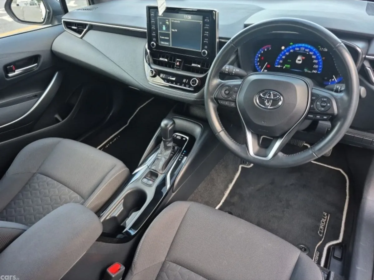Toyota Corolla Hatchback, Petrol Hybrid, 2023, Green