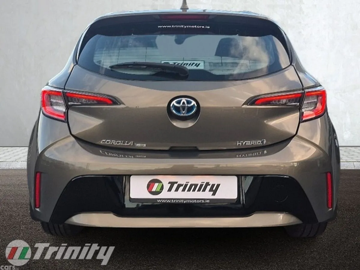 Toyota Corolla Hatchback, Petrol Hybrid, 2023, Green