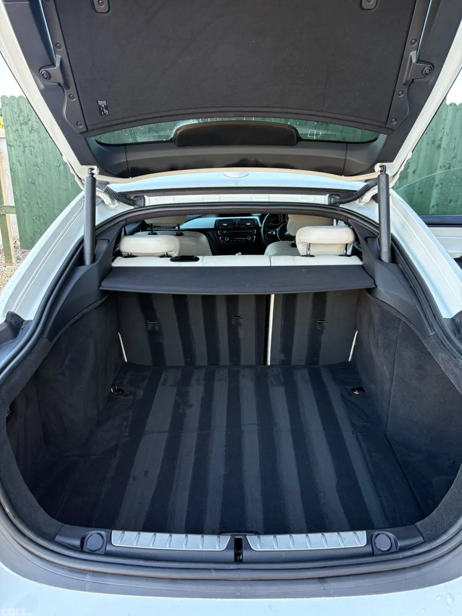 BMW 4-Series Saloon, Diesel, 2015, White