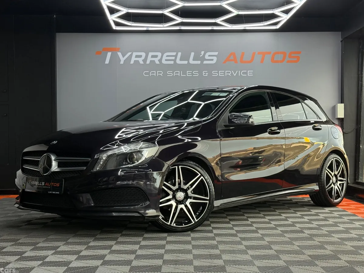 Mercedes-Benz A-Class Hatchback, Petrol, 2014, Black