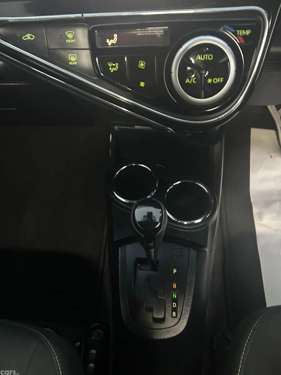 Toyota Aqua Hatchback, Petrol Hybrid, 2019, Black