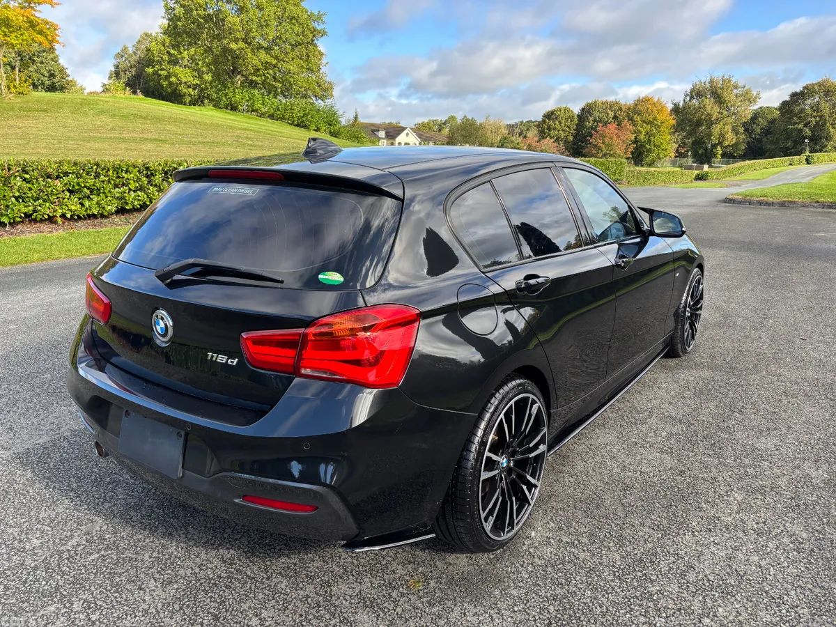 BMW 1-Series Hatchback, Diesel, 2017, Black