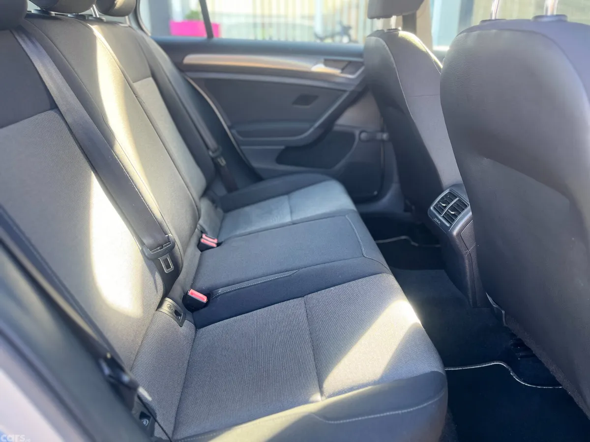 Volkswagen Golf Hatchback, Petrol, 2013, Silver