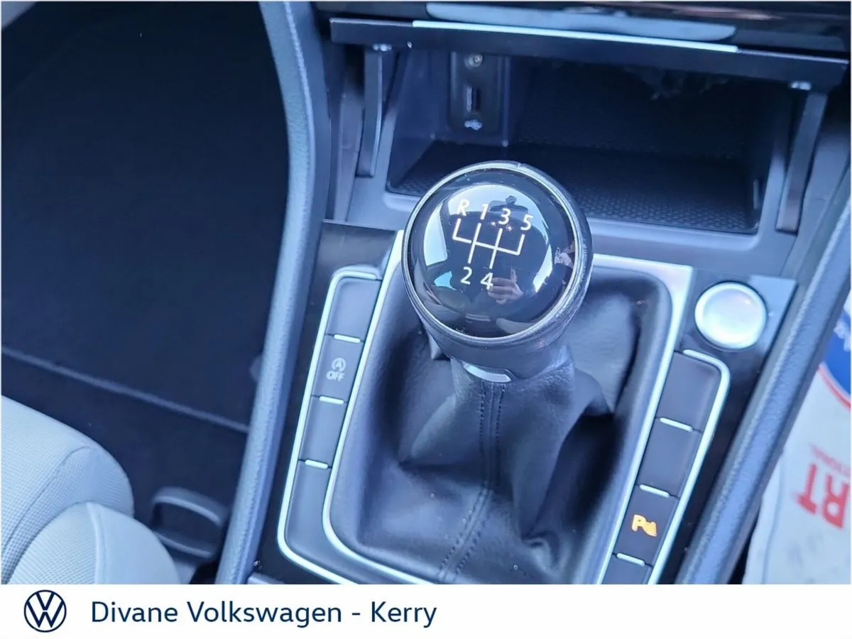 Volkswagen Golf Hatchback, Diesel, 2016, Grey