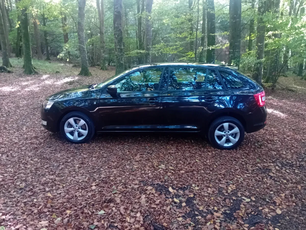 Skoda Rapid Hatchback, Diesel, 2015, Black