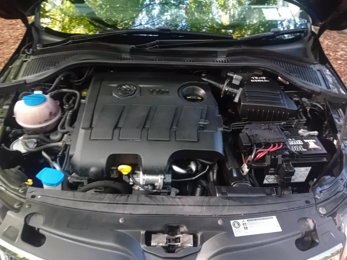 Skoda Rapid Hatchback, Diesel, 2015, Black