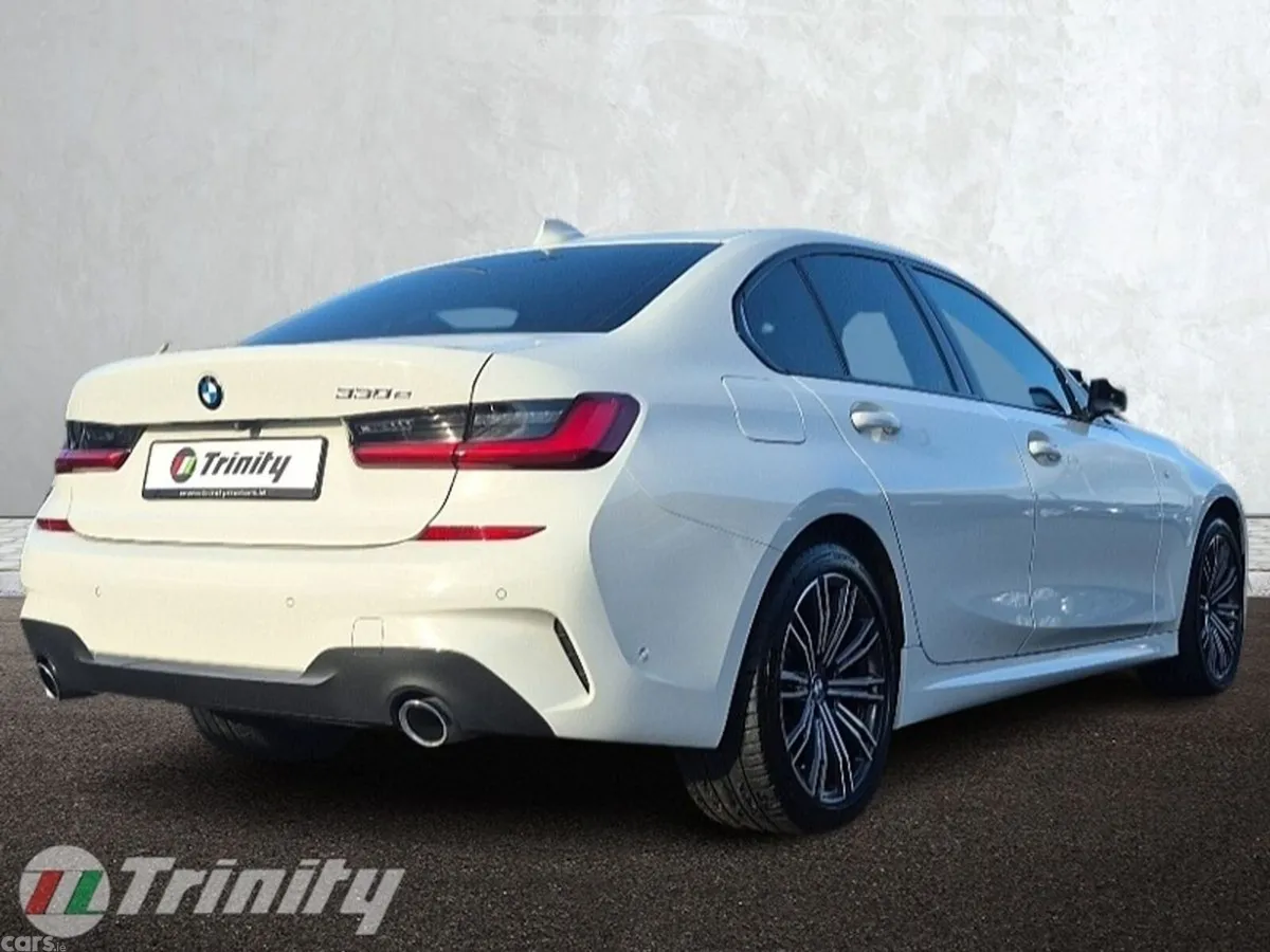 BMW 3-Series Saloon, Petrol Plug-in Hybrid, 2021, White