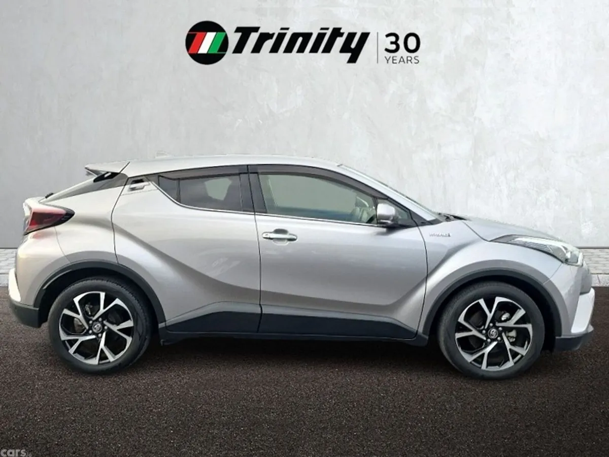 Toyota C-HR SUV, Petrol Hybrid, 2018, Grey