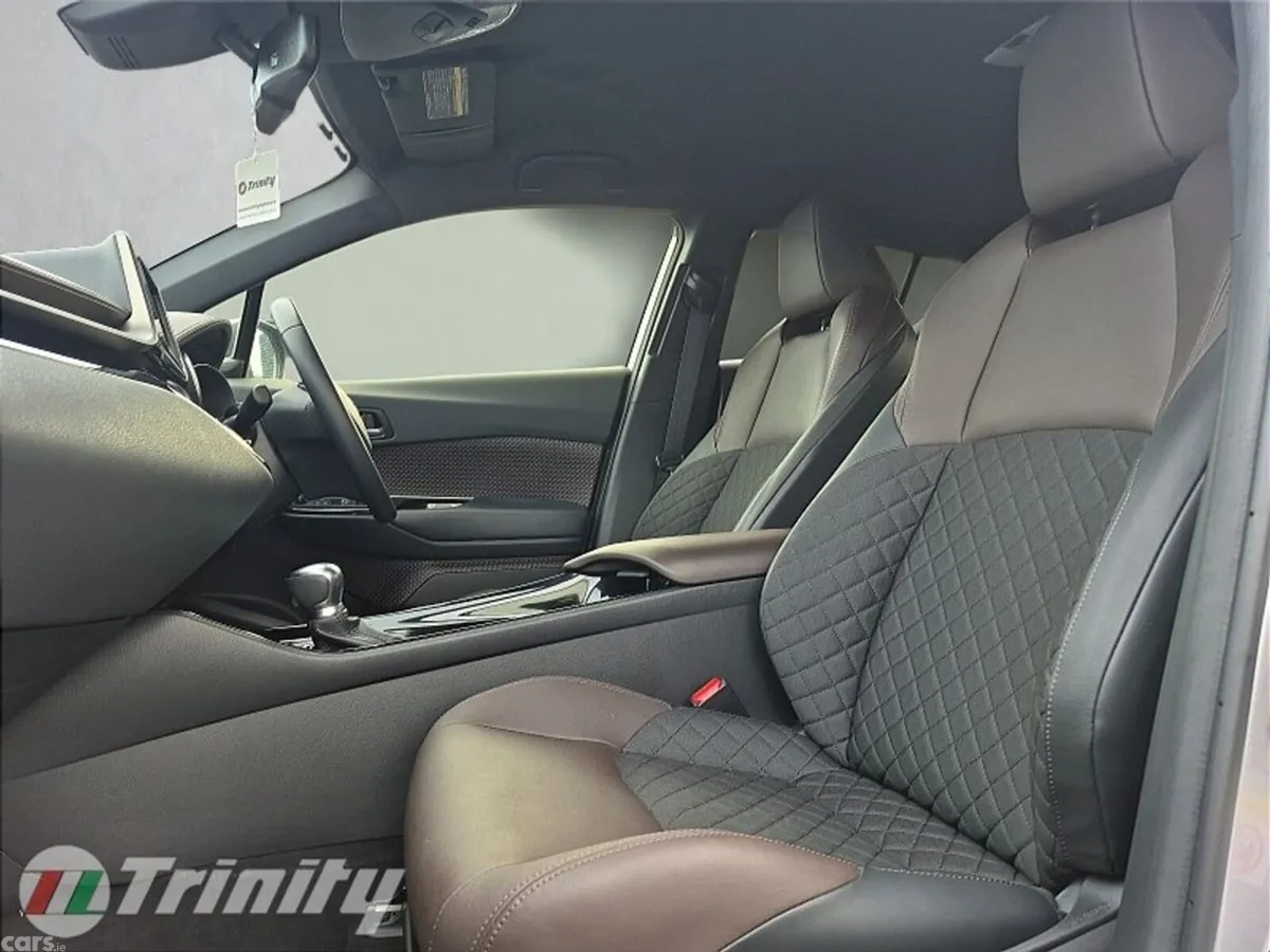 Toyota C-HR SUV, Petrol Hybrid, 2018, Grey