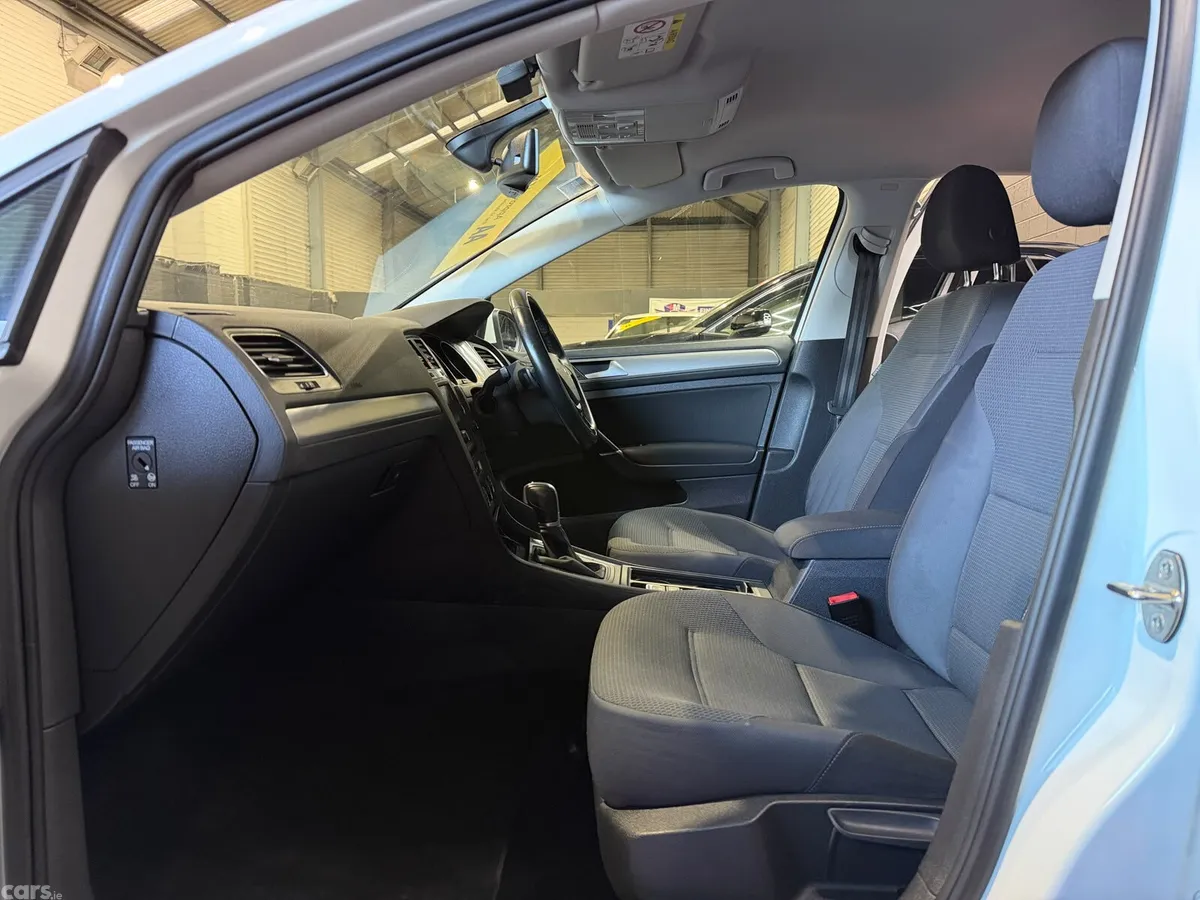 Volkswagen Golf Hatchback, Petrol, 2016, White