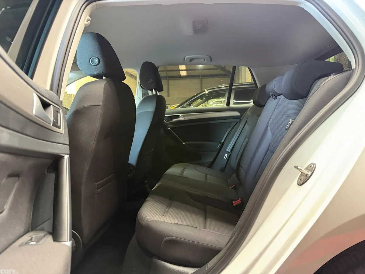 Volkswagen Golf Hatchback, Petrol, 2016, White