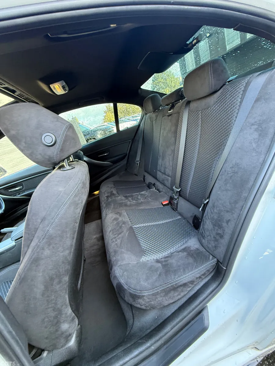 BMW 3-Series Saloon, Diesel, 2013, White