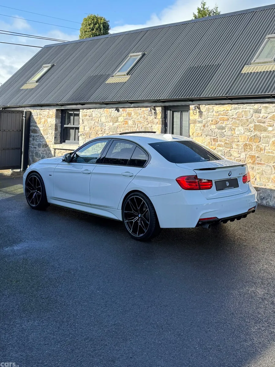 BMW 3-Series Saloon, Diesel, 2013, White