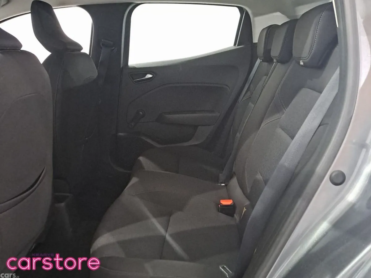 Renault Clio Hatchback, Petrol, 2023, Grey