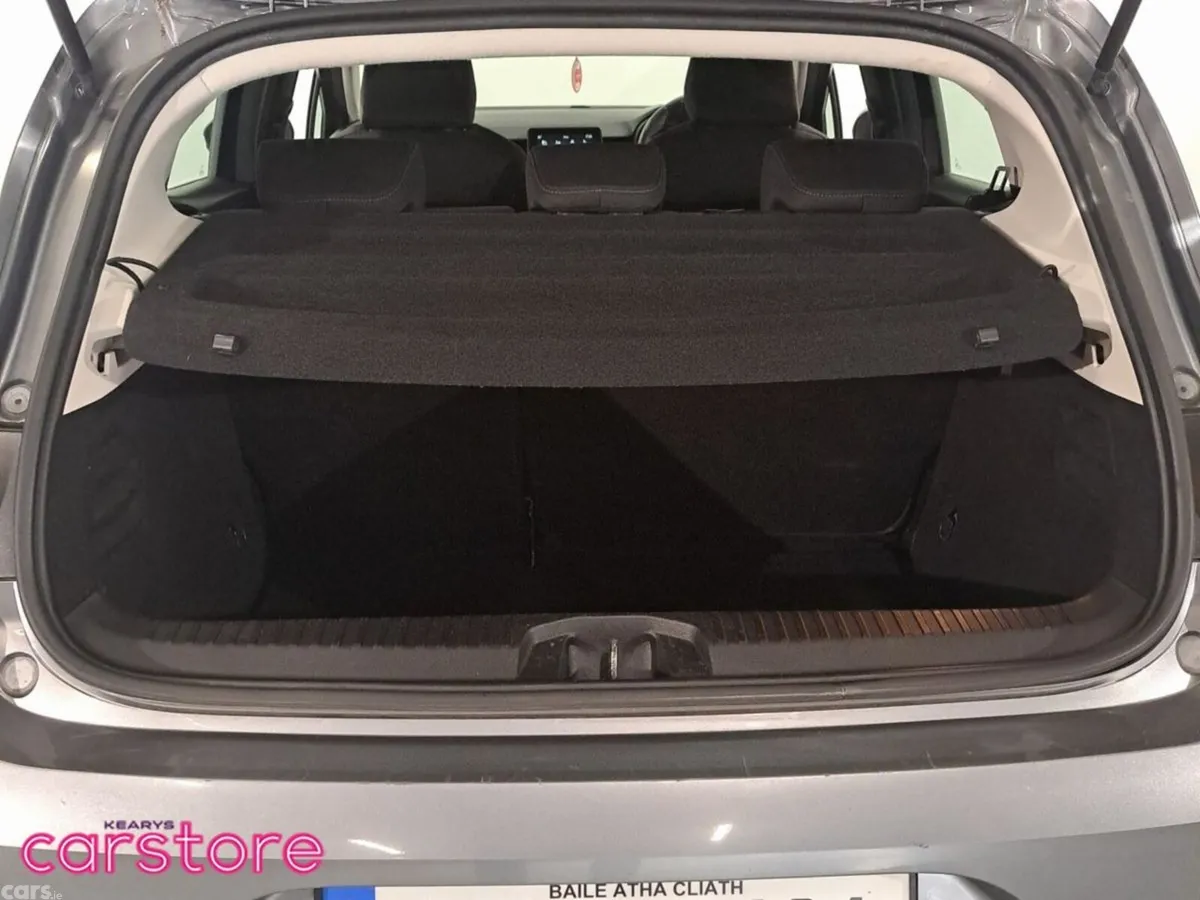 Renault Clio Hatchback, Petrol, 2023, Grey