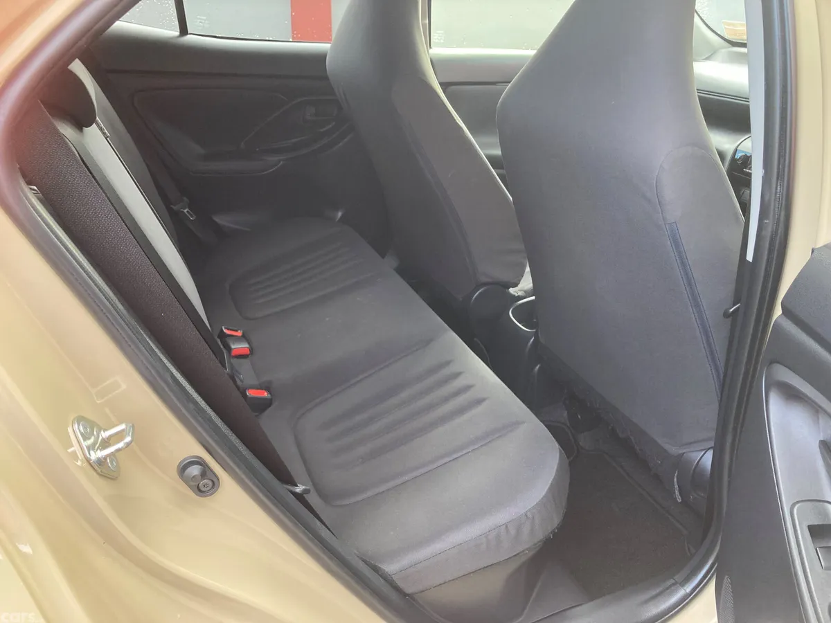 Toyota Yaris Cross Estate, Petrol Hybrid, 2021, Beige