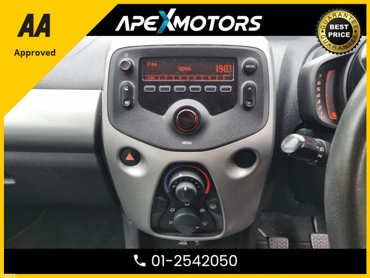 Toyota Aygo Hatchback, Petrol, 2015, Red