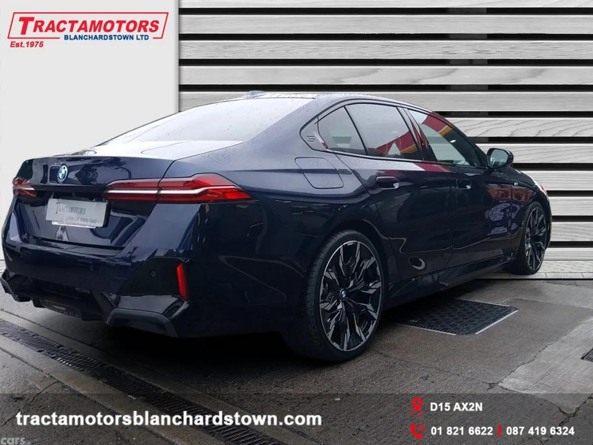 BMW 5-Series Saloon, Petrol Plug-in Hybrid, 2025, Blue