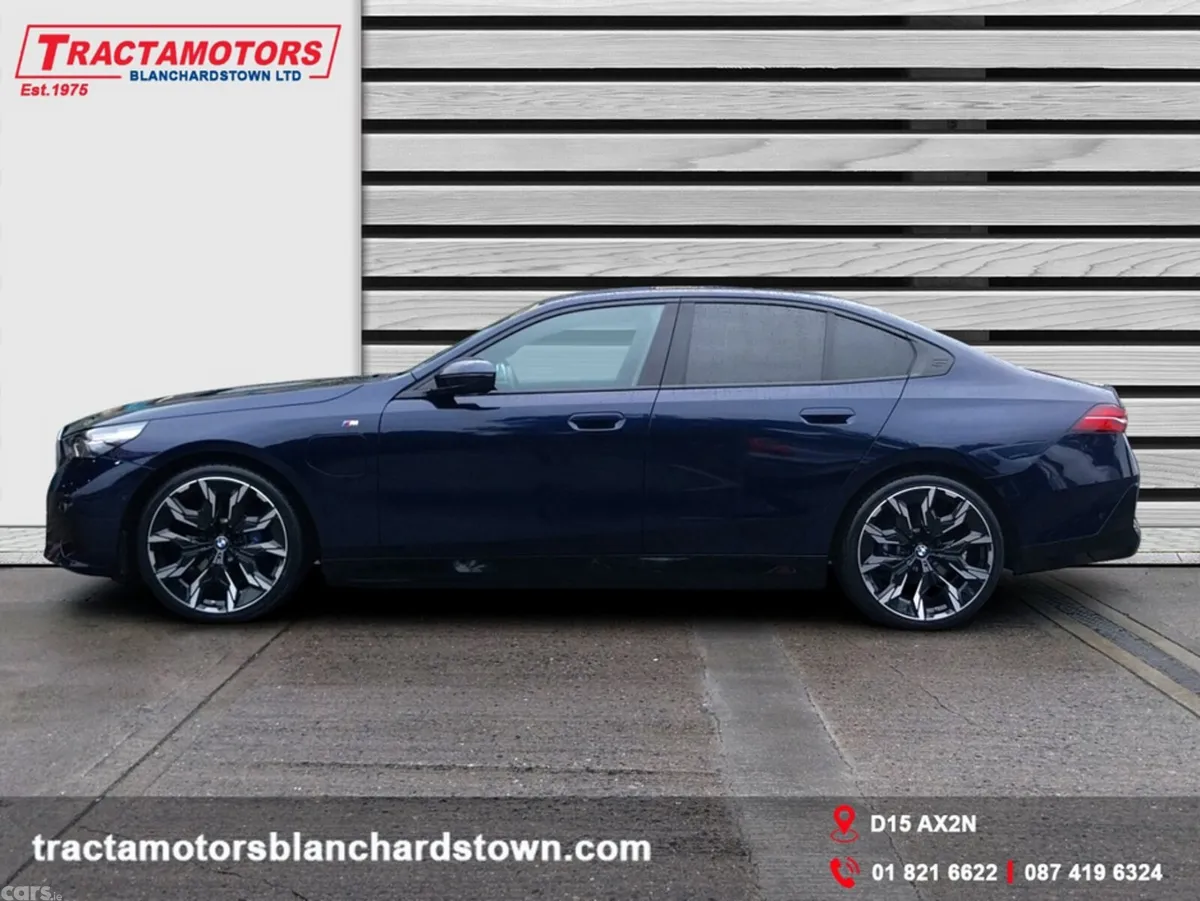 BMW 5-Series Saloon, Petrol Plug-in Hybrid, 2025, Blue