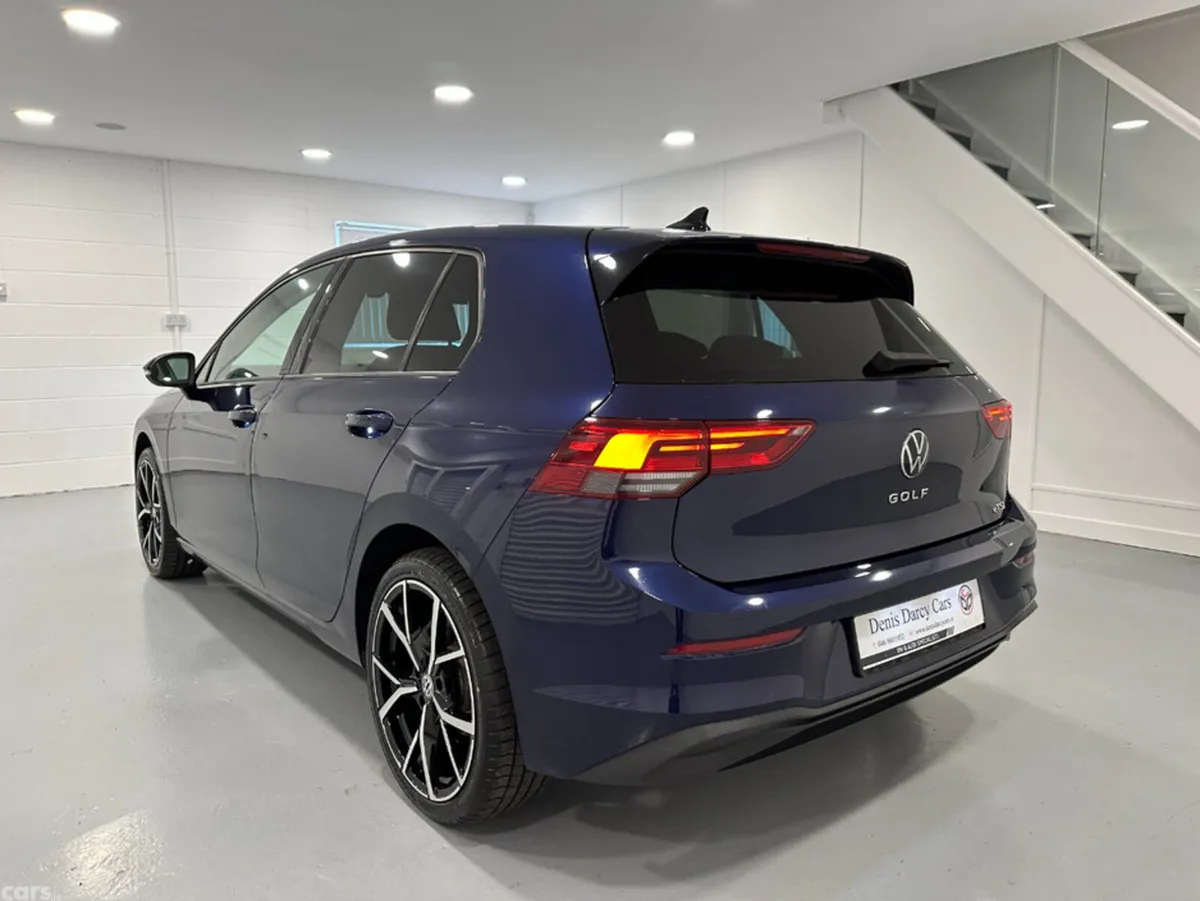 Volkswagen Golf Hatchback, Petrol, 2022, Blue