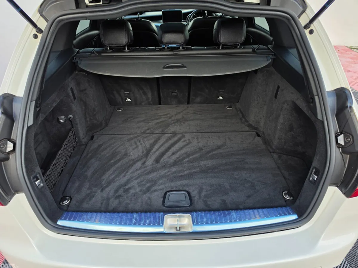 Mercedes-Benz C-Class Estate, Diesel, 2018, White