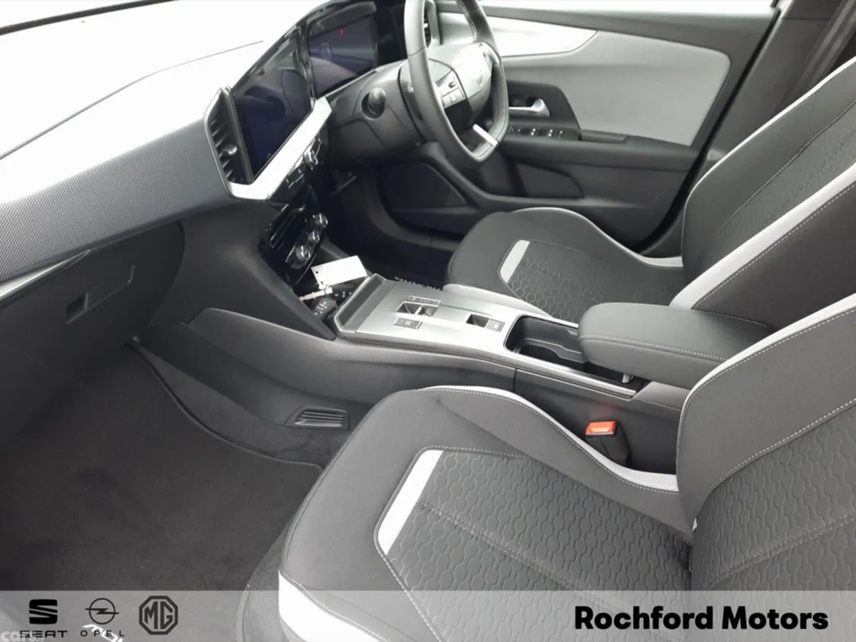 Opel Mokka MPV, Petrol Hybrid, 2026, Grey