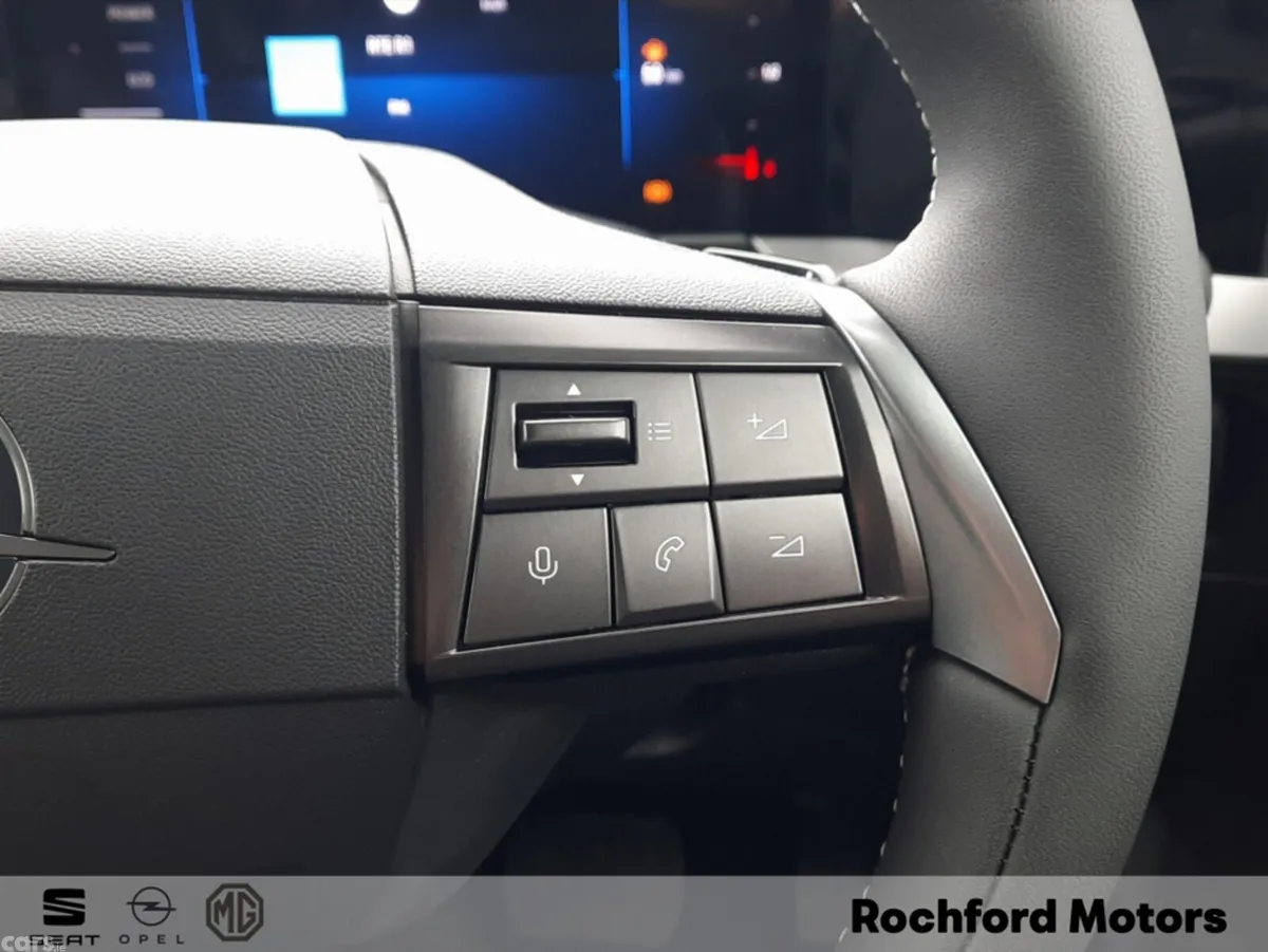 Opel Mokka MPV, Petrol Hybrid, 2026, Grey