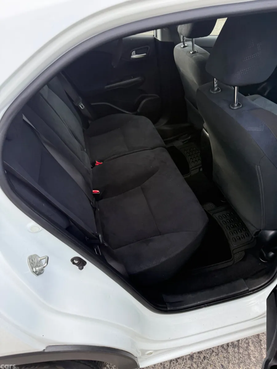 Honda Civic Hatchback, Diesel, 2013, White