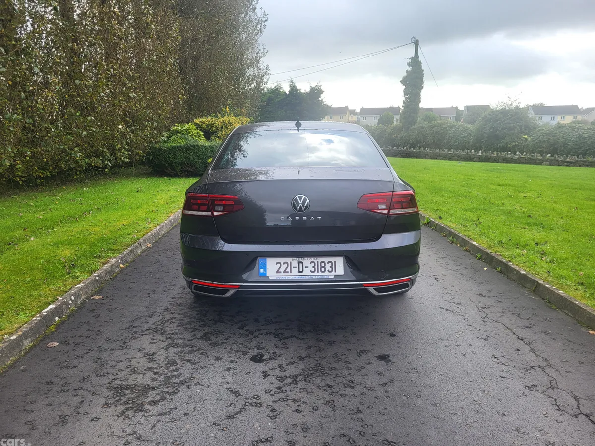 Volkswagen Passat Saloon, Diesel, 2022, Grey