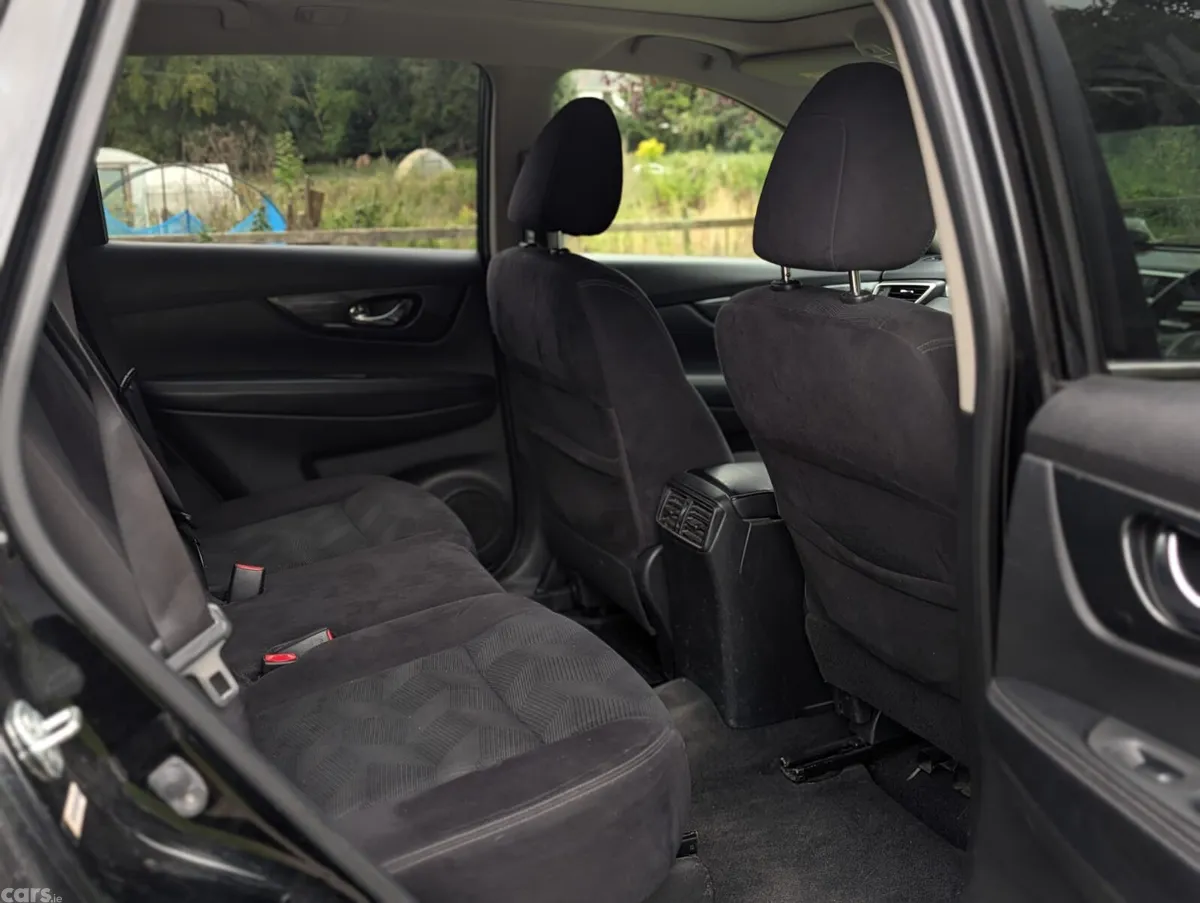 Nissan X-Trail SUV, Diesel, 2015, Black