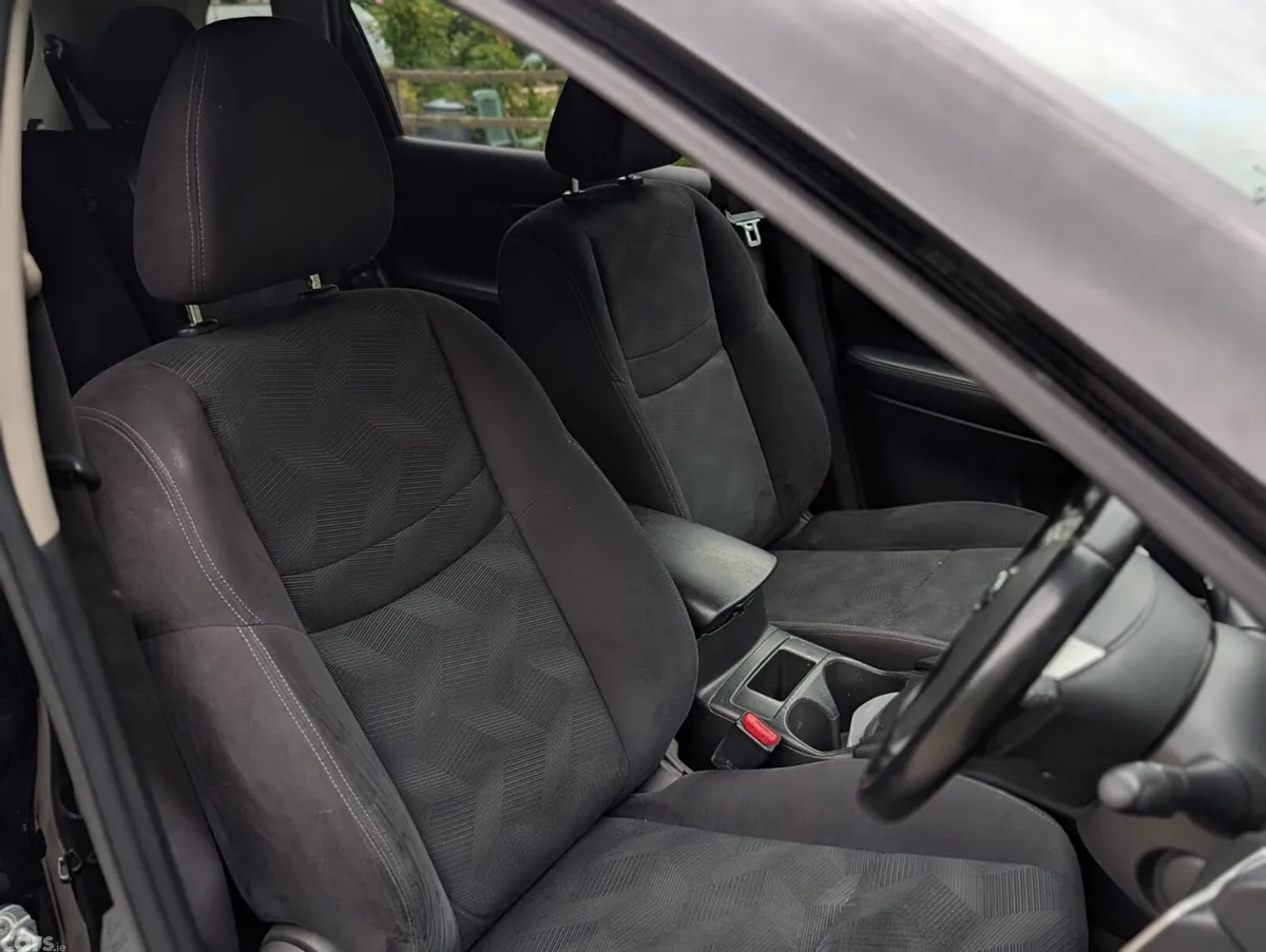 Nissan X-Trail SUV, Diesel, 2015, Black