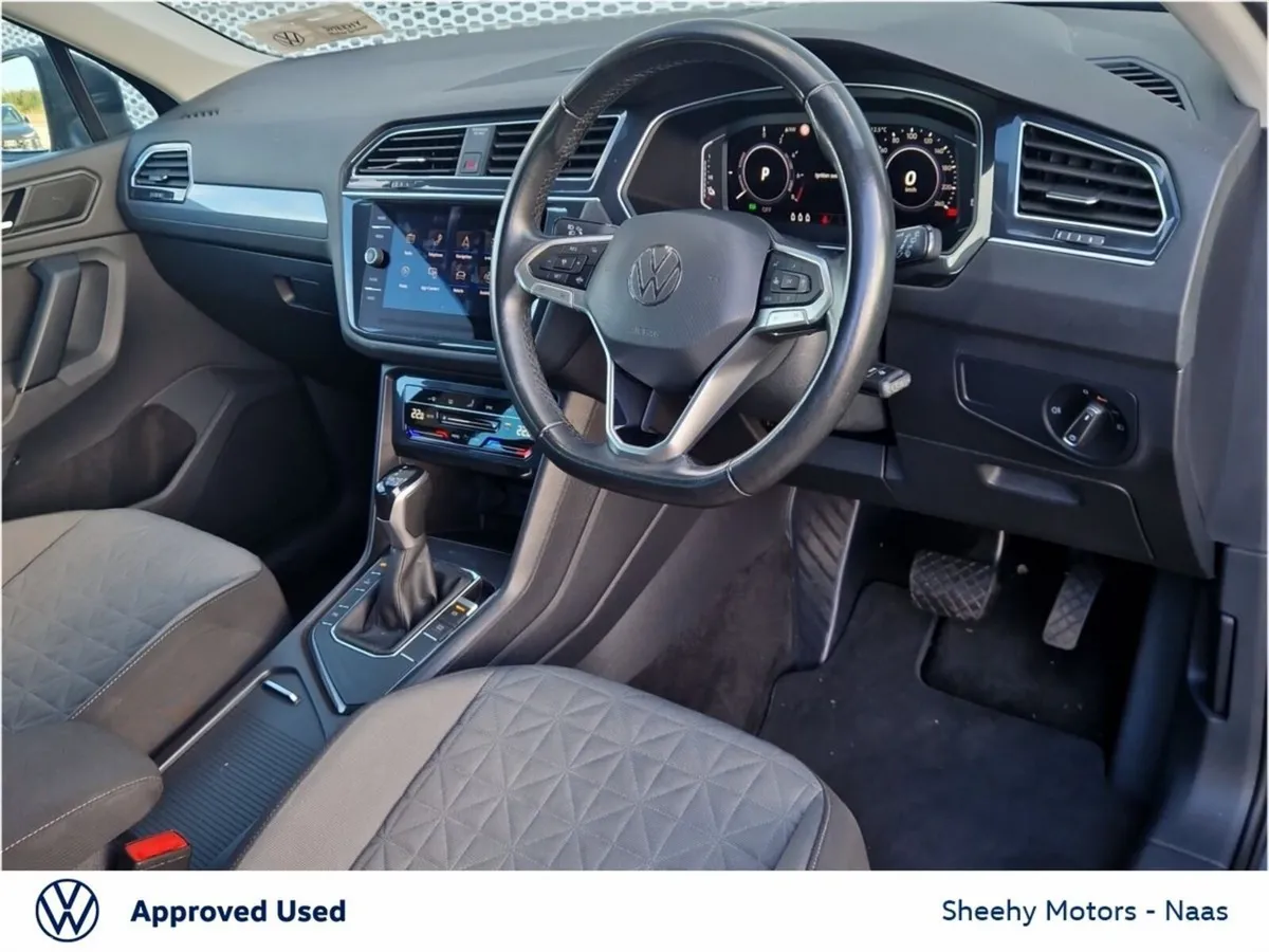 Volkswagen Tiguan SUV, Petrol Plug-in Hybrid, 2022, Grey