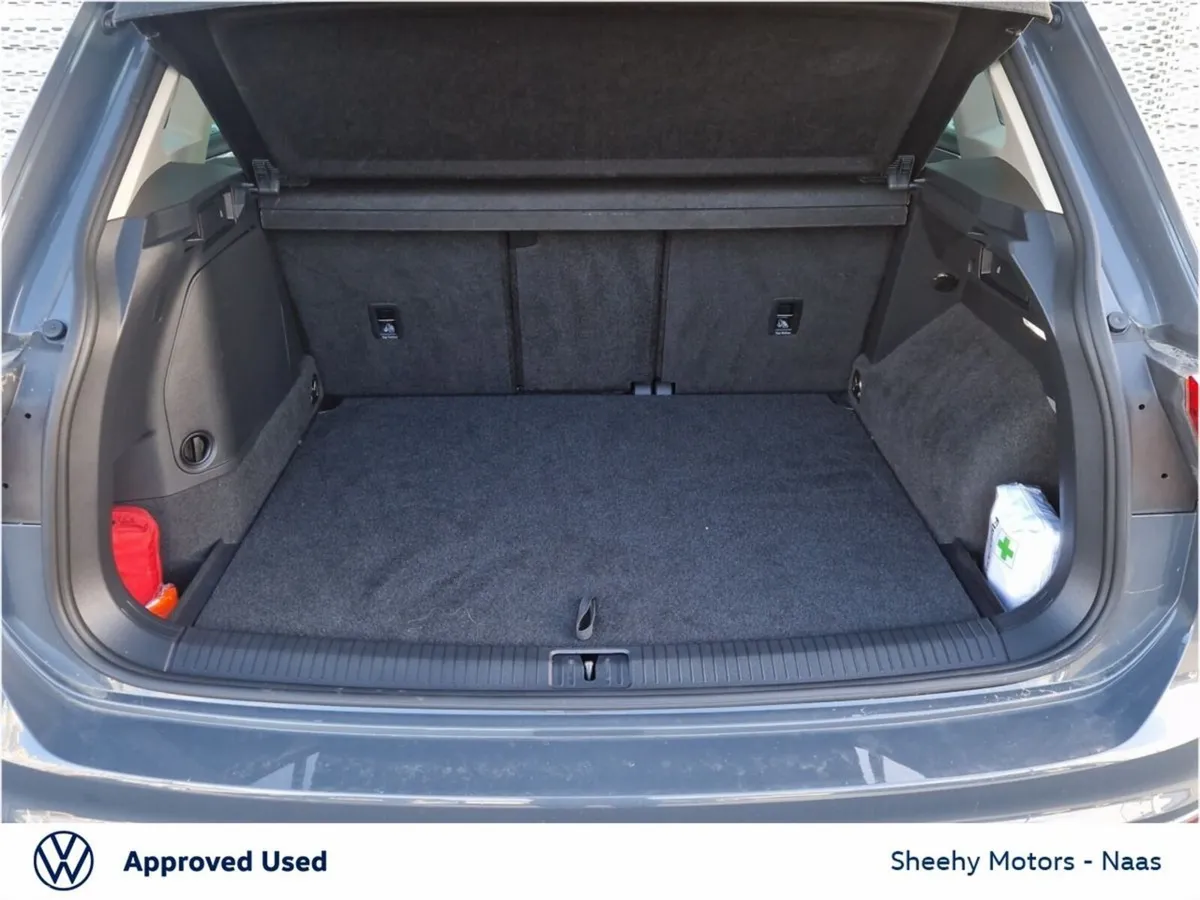 Volkswagen Tiguan SUV, Petrol Plug-in Hybrid, 2022, Grey