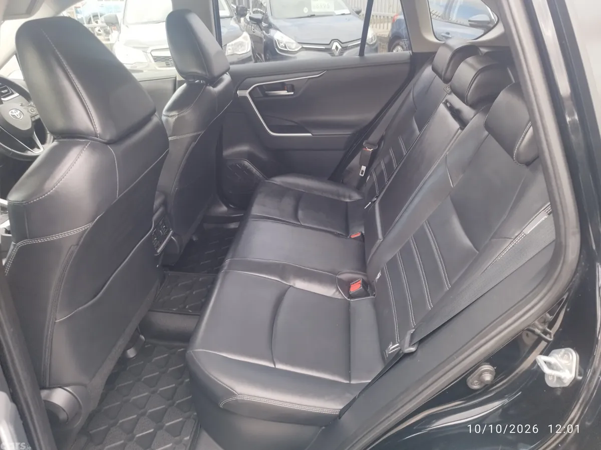 Toyota RAV4 SUV, Petrol Hybrid, 2024, Black